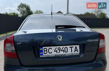 Лифтбек Skoda Octavia 2011 в 