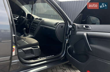 Лифтбек Skoda Octavia 2011 в 