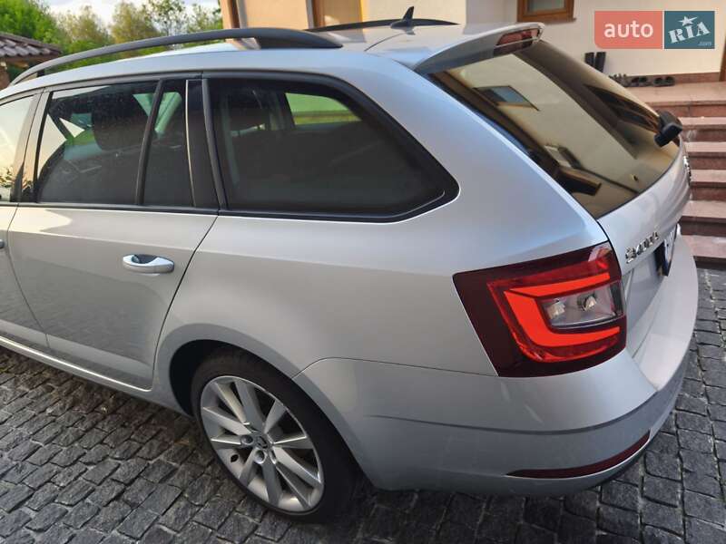 Універсал Skoda Octavia 2017 в Звягелі