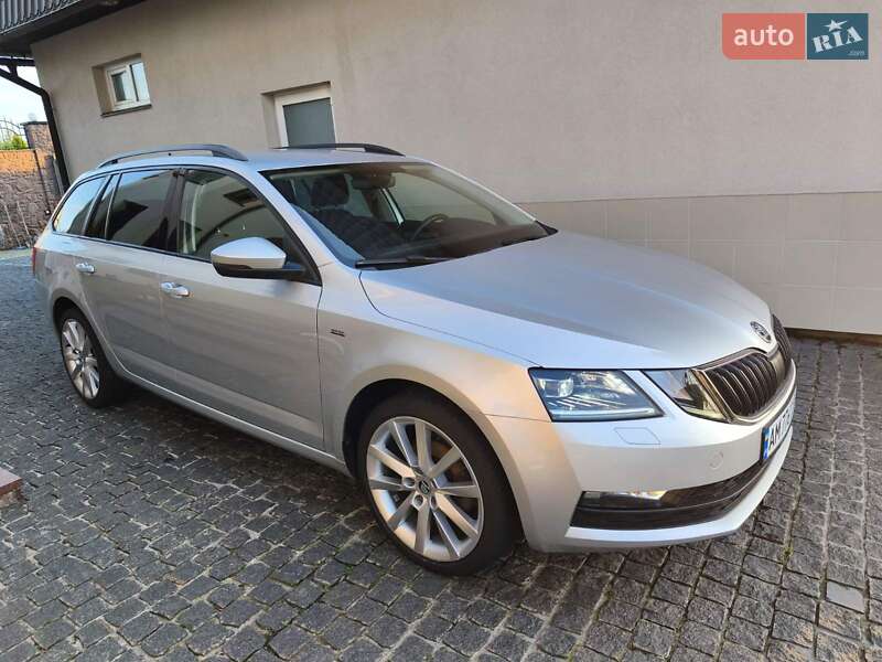 Універсал Skoda Octavia 2017 в Звягелі