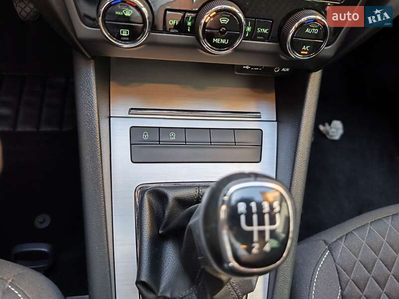 Універсал Skoda Octavia 2017 в Звягелі