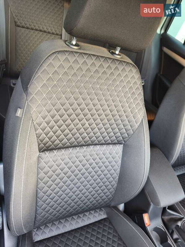 Універсал Skoda Octavia 2017 в Звягелі