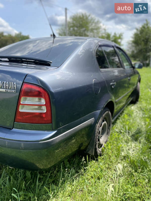 Лифтбек Skoda Octavia 2007 в Тростянце