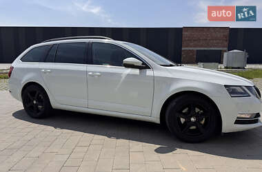 Универсал Skoda Octavia 2017 в 