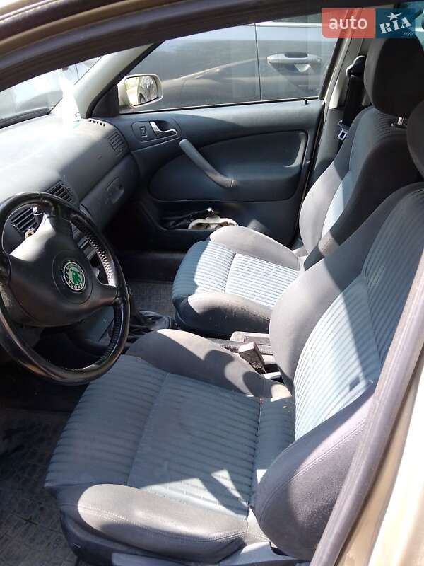 Универсал Skoda Octavia 2004 в Трускавце