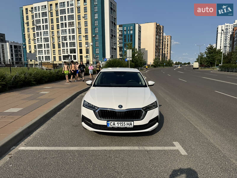 Лифтбек Skoda Octavia 2020 в Черкассах