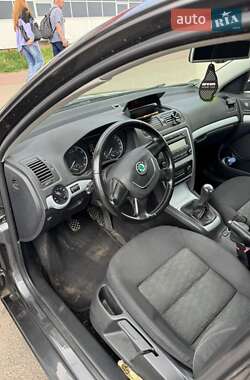 Универсал Skoda Octavia 2011 в 
