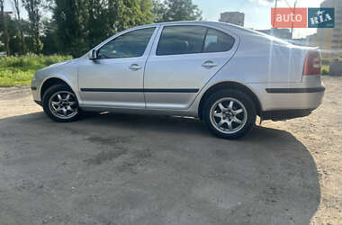 Лифтбек Skoda Octavia 2008 в 