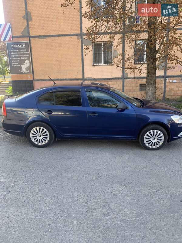 Ліфтбек Skoda Octavia 2010 в Кривому Розі