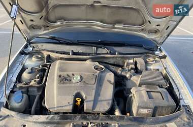 Ліфтбек Skoda Octavia 2004 в 