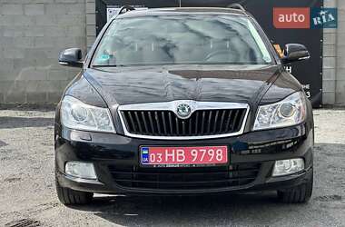 Универсал Skoda Octavia 2012 в 
