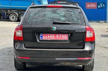 Универсал Skoda Octavia 2012 в 
