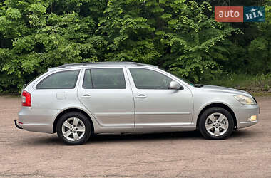 Универсал Skoda Octavia 2011 в 