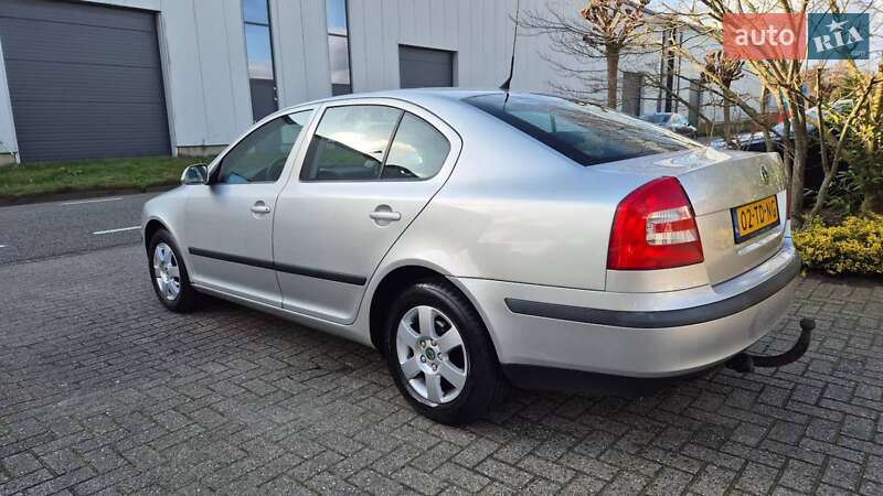 Лифтбек Skoda Octavia 2006 в Гадяче