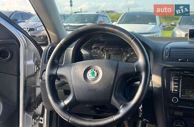 Лифтбек Skoda Octavia 2008 в 