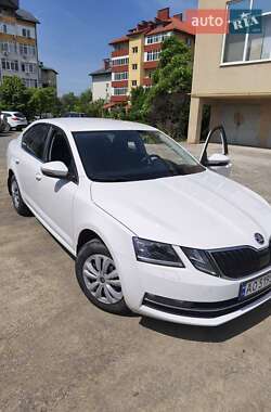 Ліфтбек Skoda Octavia 2017 в Ужгороді