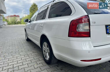 Универсал Skoda Octavia 2011 в 