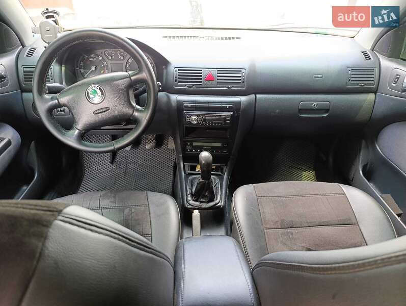 Ліфтбек Skoda Octavia 2003 в Погребище