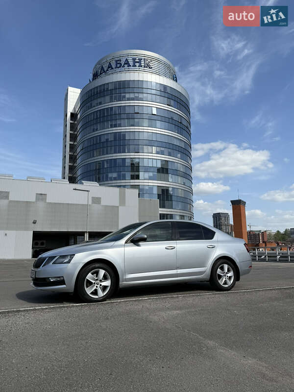 Ліфтбек Skoda Octavia 2017 в Дніпрі