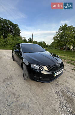Лифтбек Skoda Octavia 2017 в 
