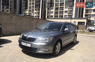 Универсал Skoda Octavia 2012 в Черновцах