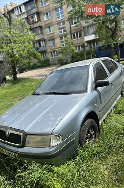 Лифтбек Skoda Octavia 2004 в 