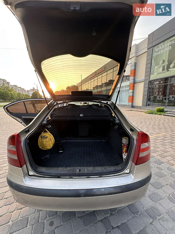 Лифтбек Skoda Octavia 2005 в Хмельницком