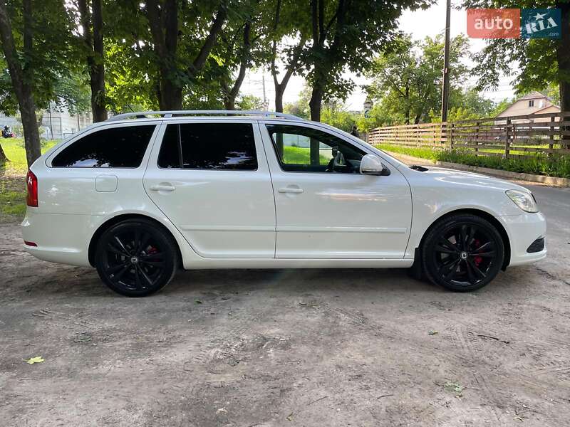 Универсал Skoda Octavia 2009 в Киеве