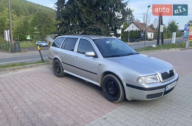 Универсал Skoda Octavia 2002 в Самборе
