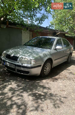 Лифтбек Skoda Octavia 2001 в Кривом Роге