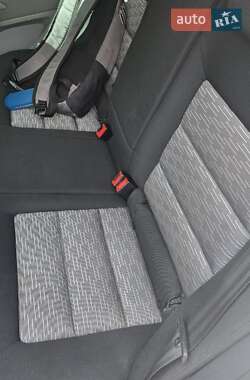 Универсал Skoda Octavia 2011 в 