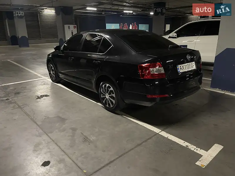 Skoda Octavia 2016 VIN TMBAC2NE5GB007004 фото оголошення 4 з 51