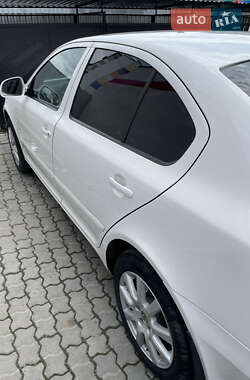 Ліфтбек Skoda Octavia 2011 в 