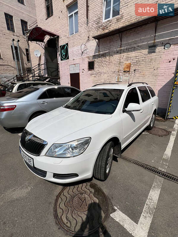 Універсал Skoda Octavia 2010 в Києві