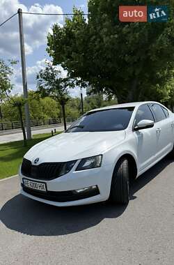 Ліфтбек Skoda Octavia 2017 в Дніпрі
