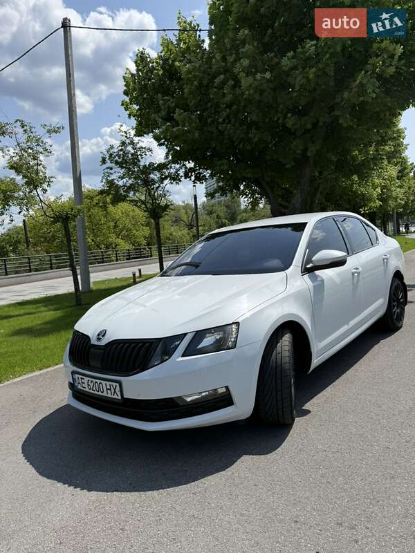 Лифтбек Skoda Octavia 2017 в 