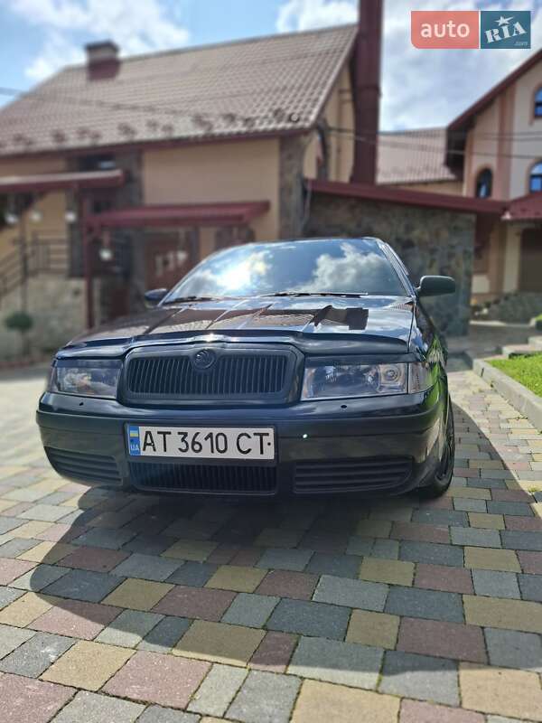 Ліфтбек Skoda Octavia 2003 в Івано-Франківську