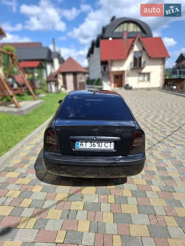 Ліфтбек Skoda Octavia 2003 в Івано-Франківську