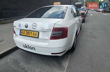 Ліфтбек Skoda Octavia 2018 в 