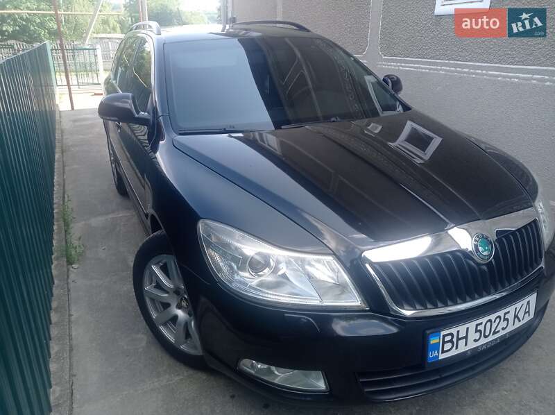 Универсал Skoda Octavia 2011 в 