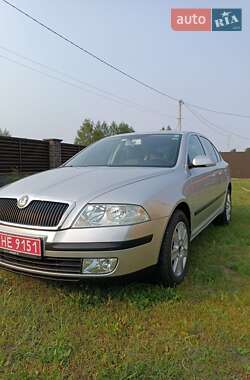 Лифтбек Skoda Octavia 2005 в Луцке