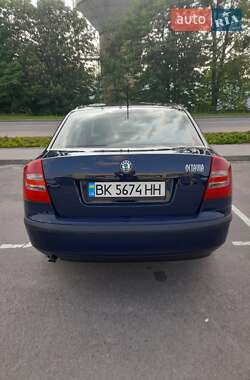 Лифтбек Skoda Octavia 2011 в 
