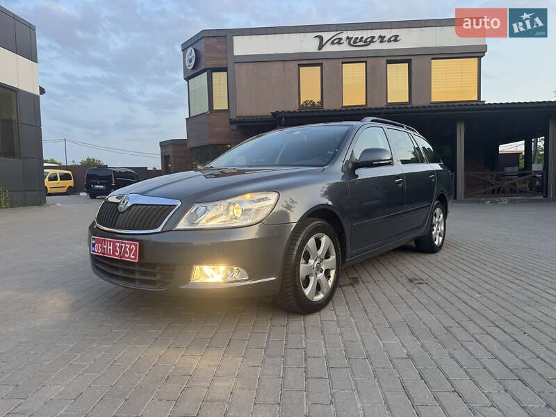 Универсал Skoda Octavia 2010 в Ровно