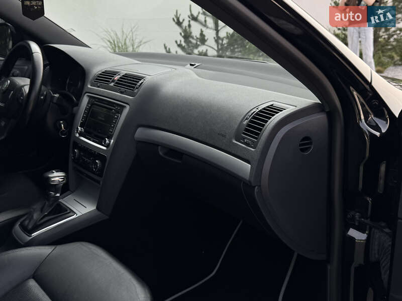 Универсал Skoda Octavia 2011 в Чернигове