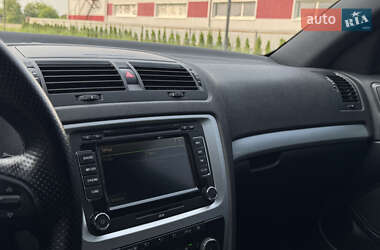 Универсал Skoda Octavia 2011 в 