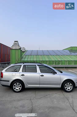 Универсал Skoda Octavia 2012 в 