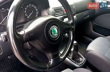 Ліфтбек Skoda Octavia 2008 в 
