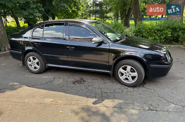 Лифтбек Skoda Octavia 2008 в 