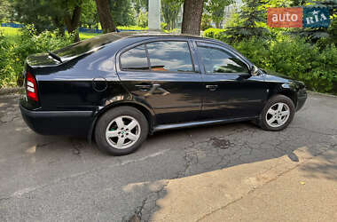 Лифтбек Skoda Octavia 2008 в 