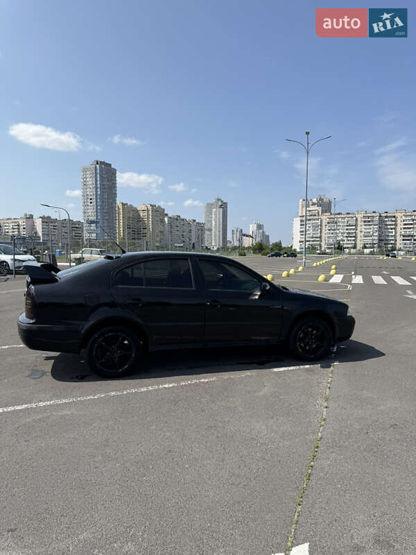 Лифтбек Skoda Octavia 2006 в Киеве